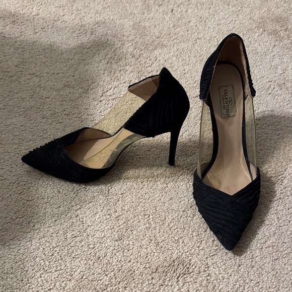 Valentino Garavani Vintage Heels - Picture 1 of 5